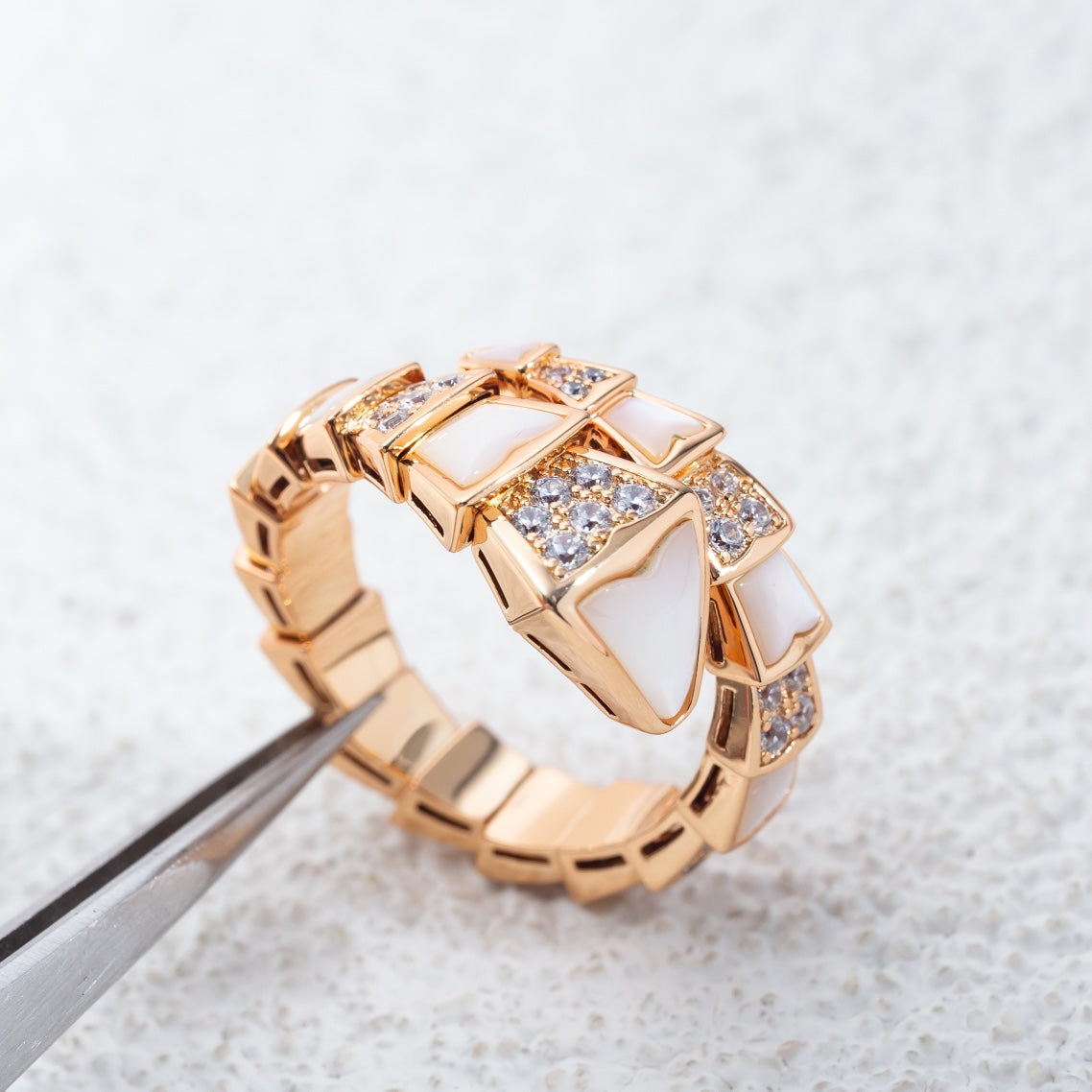 Bvlgari Serpenti Ring Pink Gold Cubic Zirconia MOP