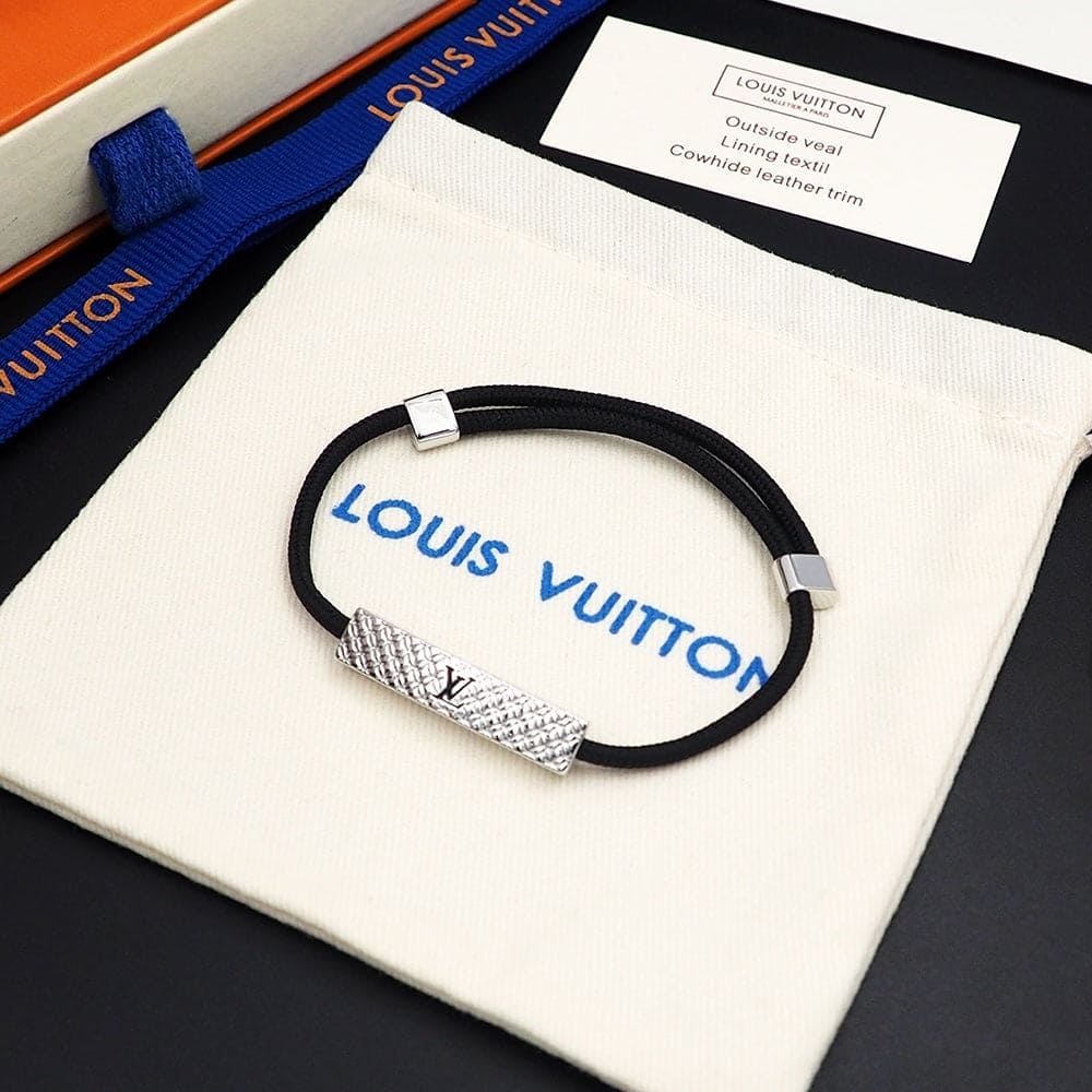 Louis Vuitton Champs Elys ̈¦es Black 18K Gold Bracelet