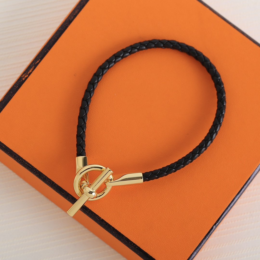 Hermes Glenan Gold Leather Bracelet