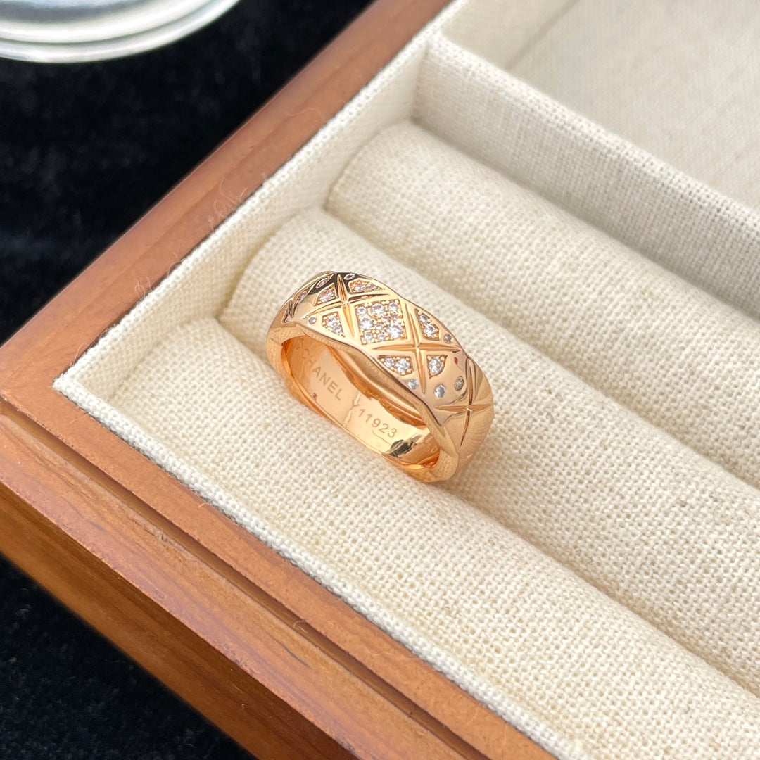 Chanel Crush Ring 6.8MM Gold Cubic Zirconia Quilted