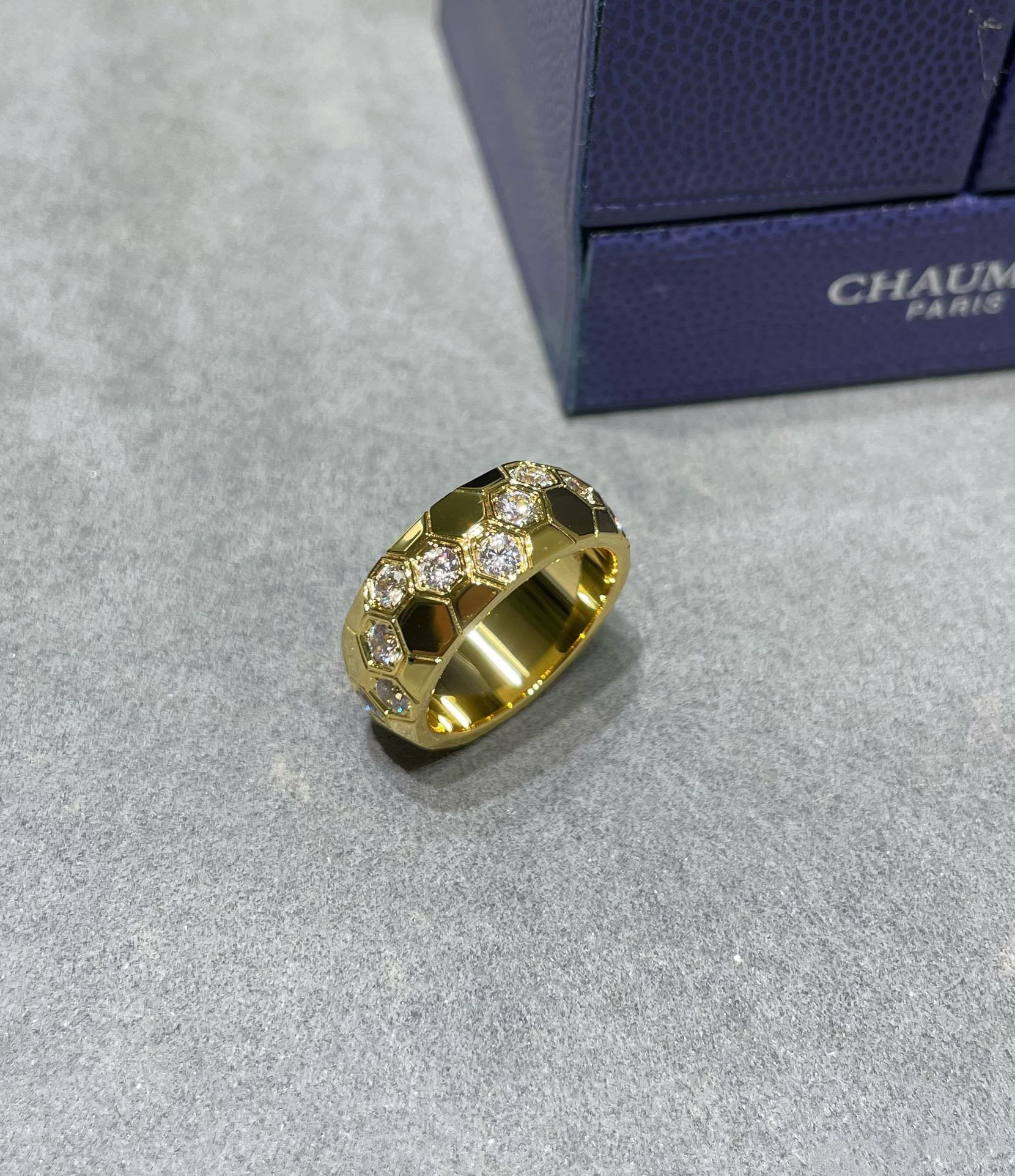 Chaumet Bee Love Cubic Zirconia Large Ring