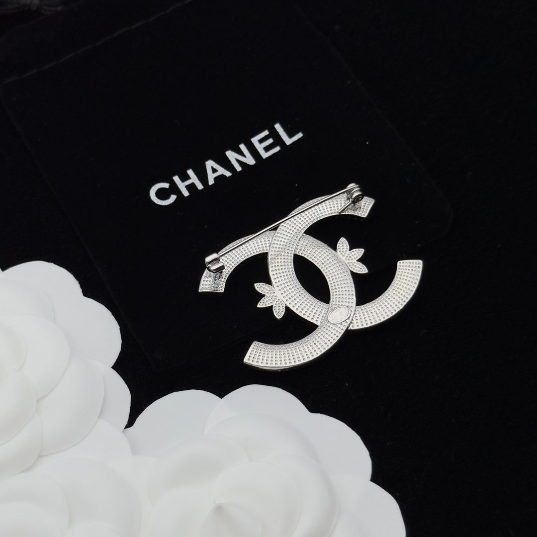 Chanel Brooch Silver 173157