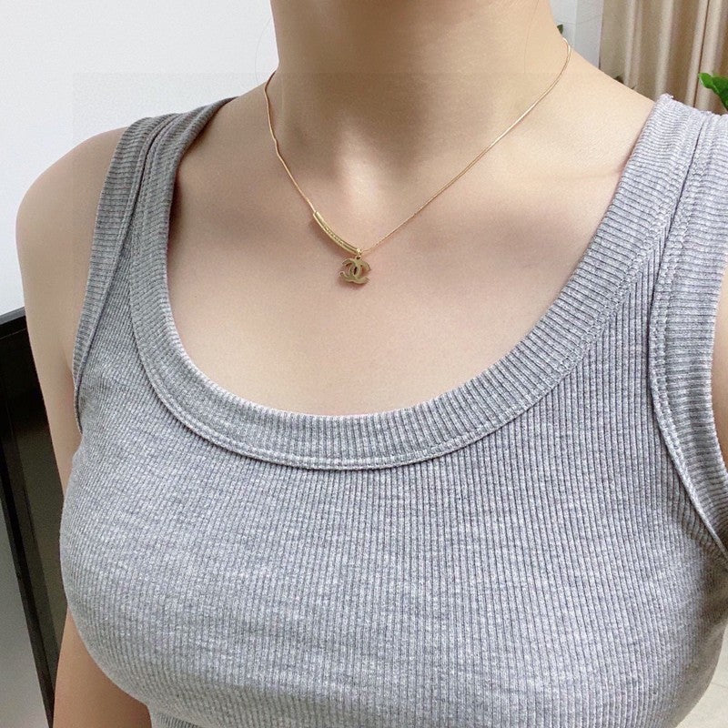 Chanel Gold 18K Gold Necklace