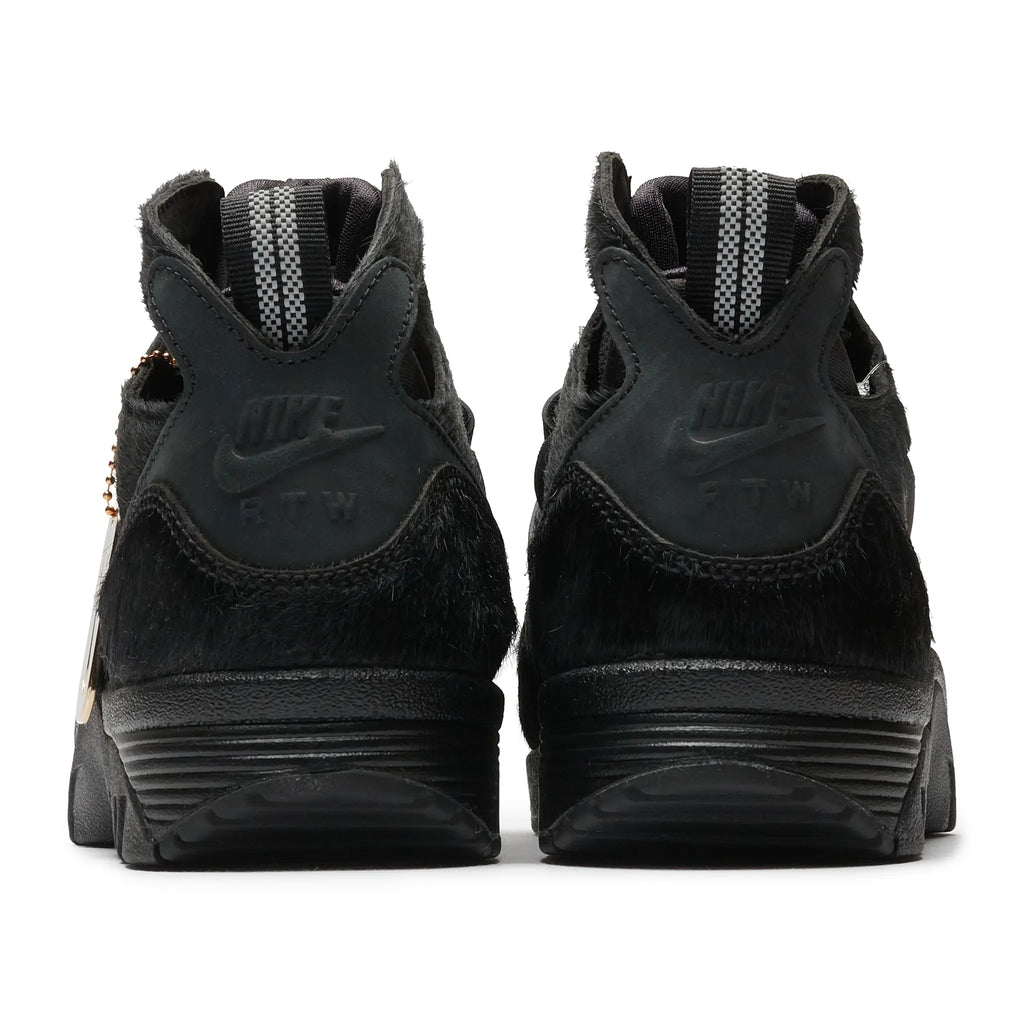 Corteiz x Nike Air Huarache Onyx Sneakers - Black